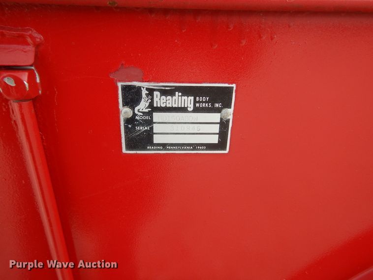 image for item KA9463 1993 Ford F700  utility / service truck