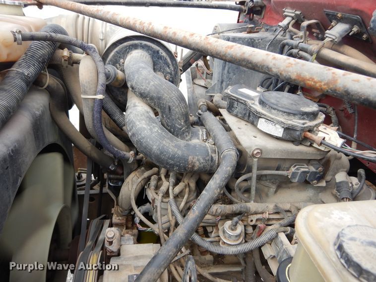 image for item KA9463 1993 Ford F700  utility / service truck