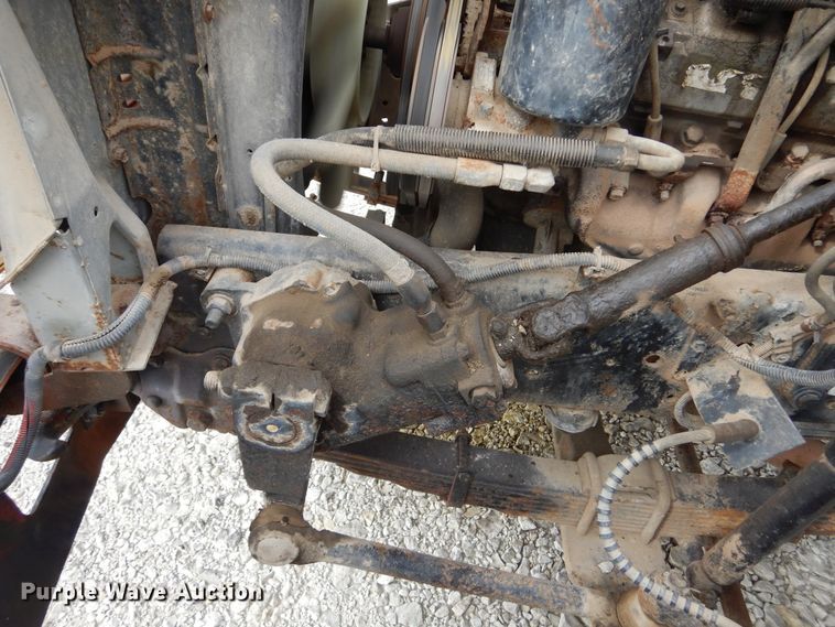 image for item KA9463 1993 Ford F700  utility / service truck