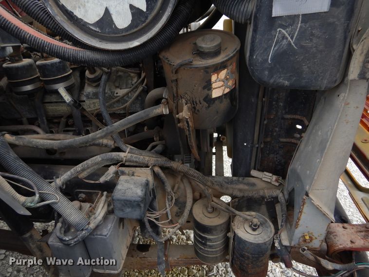 image for item KA9463 1993 Ford F700  utility / service truck