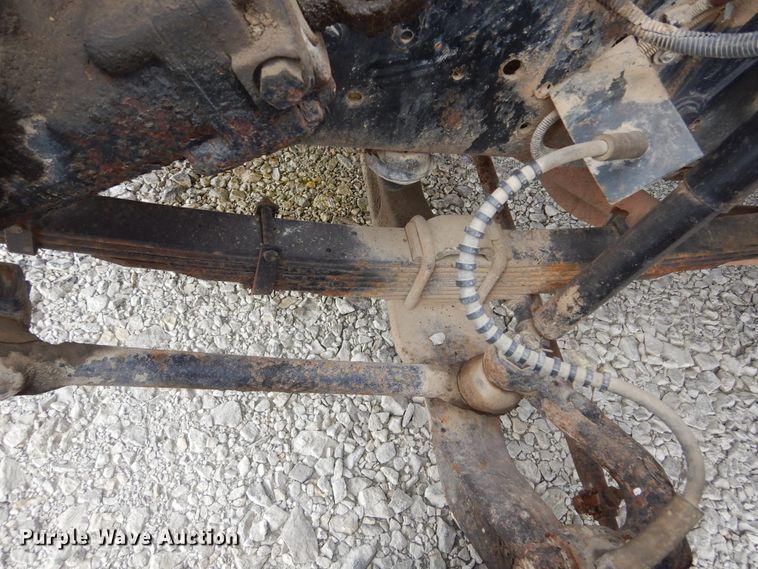 image for item KA9463 1993 Ford F700  utility / service truck