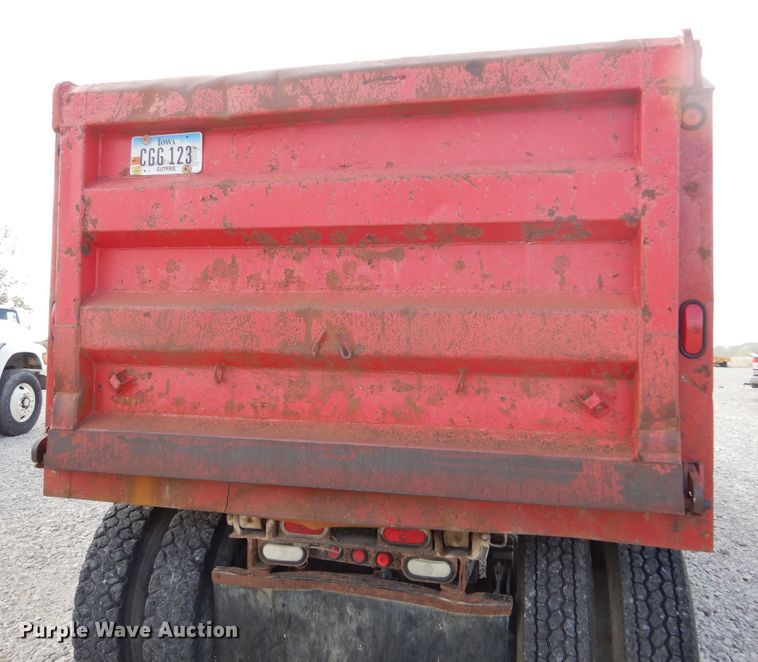 image for item KA9464 1990 Mack 600  dump truck