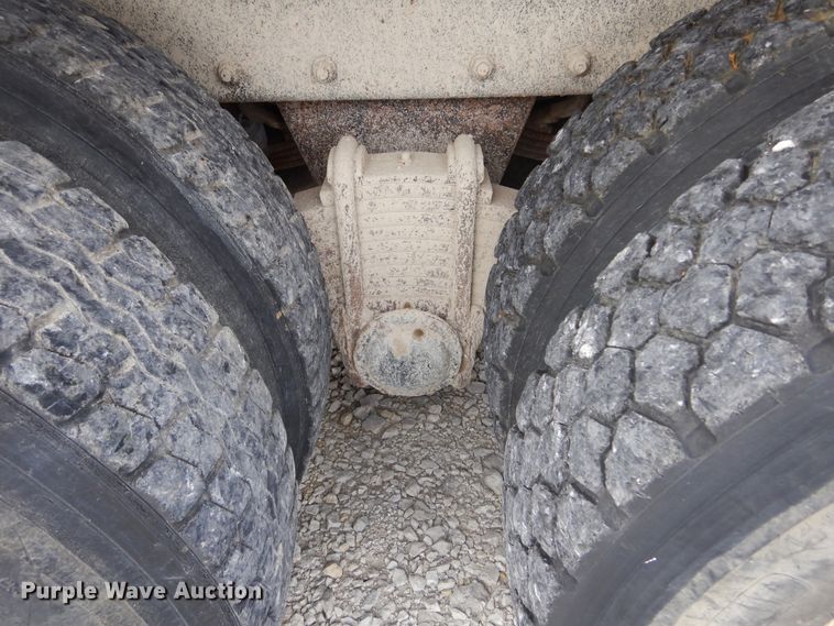 image for item KA9464 1990 Mack 600  dump truck