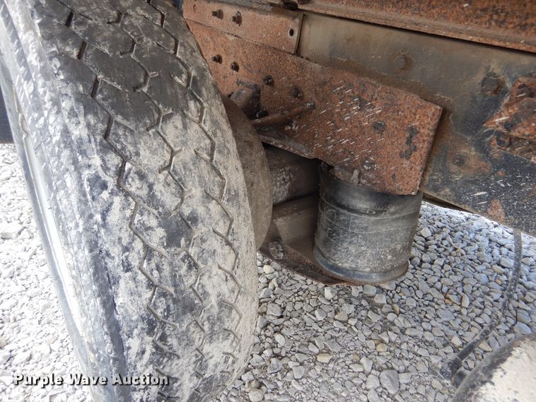 image for item KA9464 1990 Mack 600  dump truck