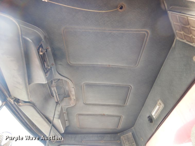 image for item KA9464 1990 Mack 600  dump truck