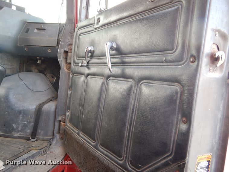 image for item KA9464 1990 Mack 600  dump truck