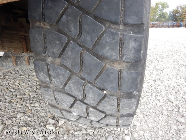 image for item KA9464 1990 Mack 600  dump truck