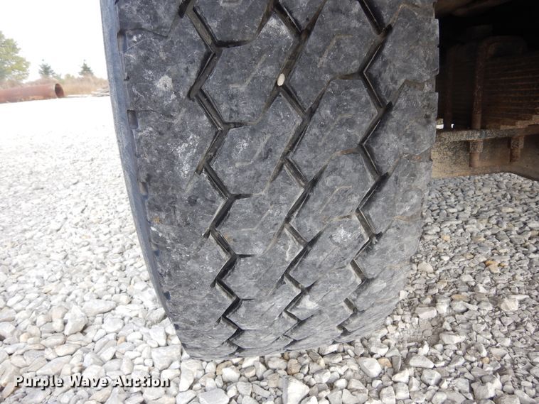 image for item KA9464 1990 Mack 600  dump truck