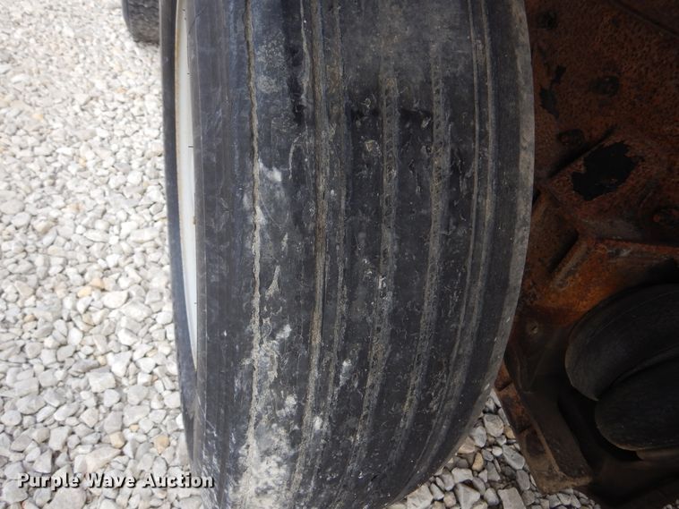 image for item KA9464 1990 Mack 600  dump truck