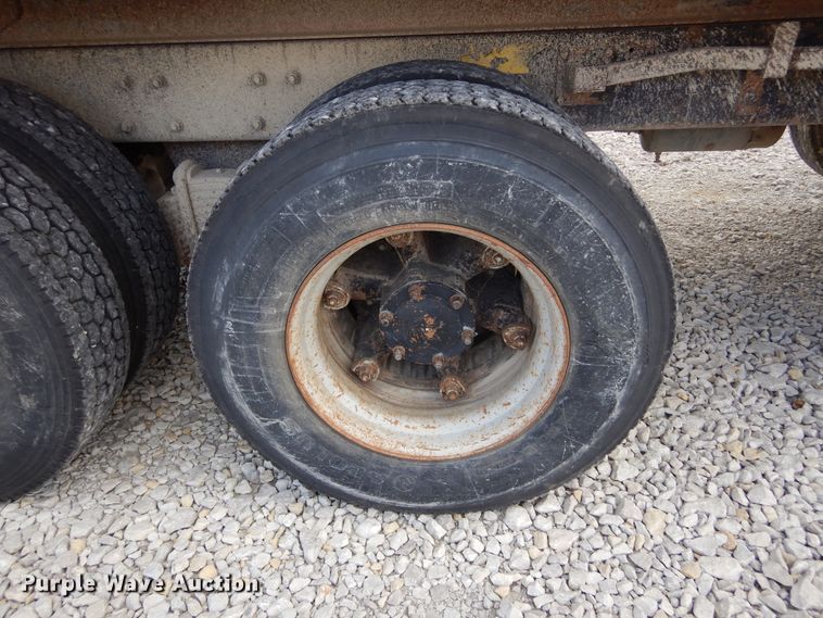 image for item KA9464 1990 Mack 600  dump truck