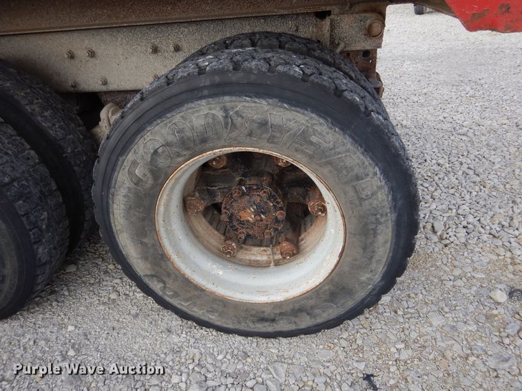 image for item KA9464 1990 Mack 600  dump truck