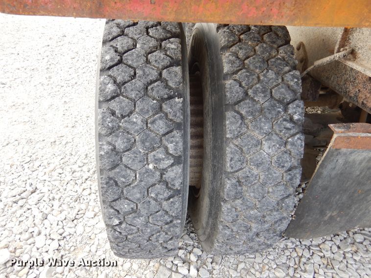 image for item KA9464 1990 Mack 600  dump truck