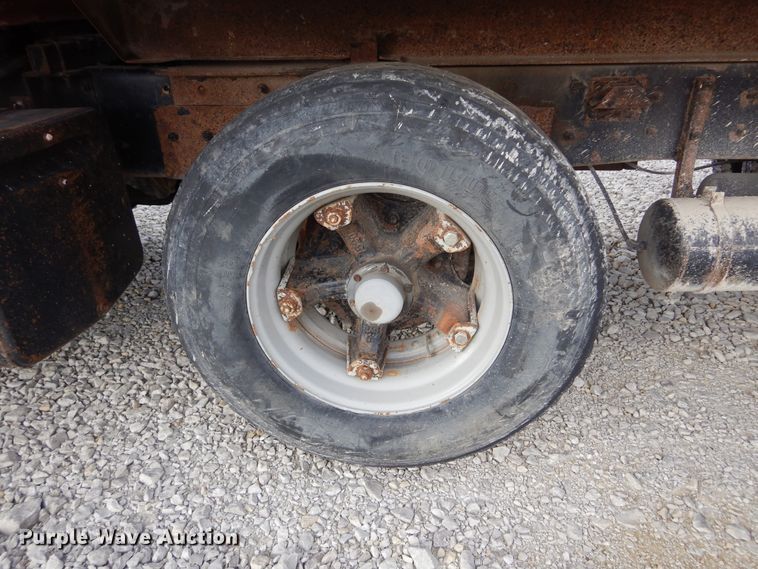 image for item KA9464 1990 Mack 600  dump truck