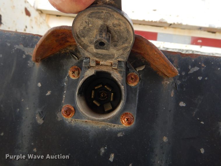 image for item KA9465 1997 Ford F800  utility / service truck