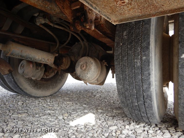 image for item KA9465 1997 Ford F800  utility / service truck