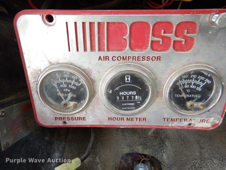 image for item KA9465 1997 Ford F800  utility / service truck