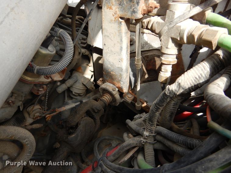 image for item KA9465 1997 Ford F800  utility / service truck