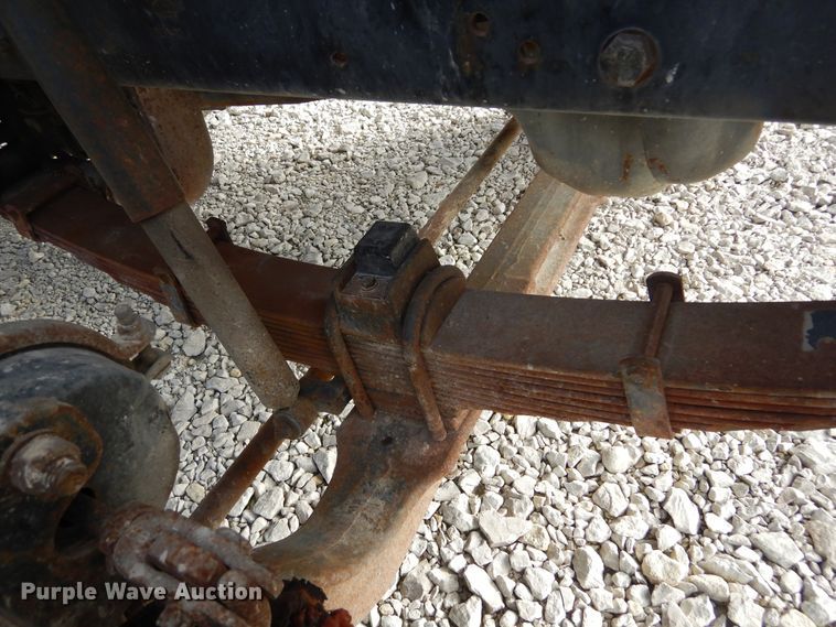 image for item KA9465 1997 Ford F800  utility / service truck