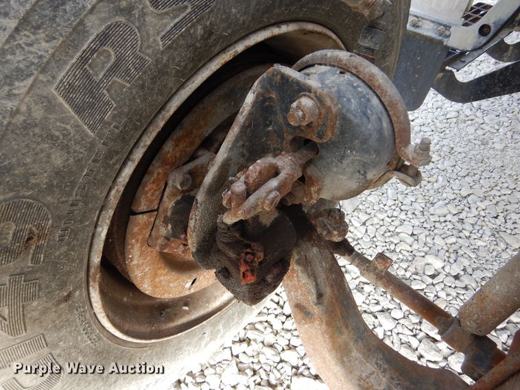 image for item KA9465 1997 Ford F800  utility / service truck