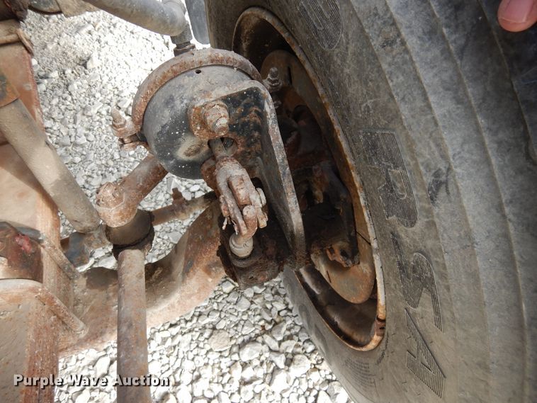 image for item KA9465 1997 Ford F800  utility / service truck