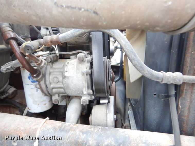 image for item KA9468 1997 Ford F800  utility / service truck