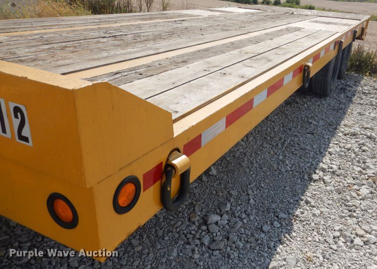 image for item KA9469 1999 Eager Beaver  equipment trailer