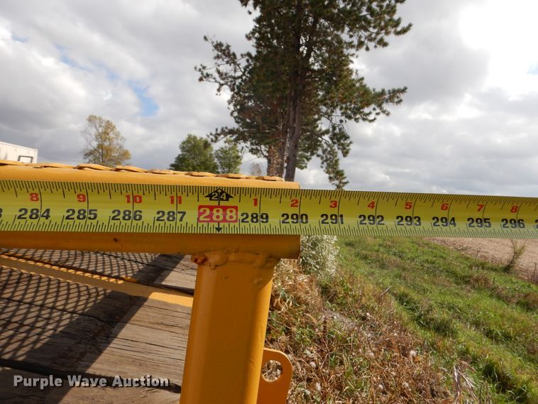 image for item KA9469 1999 Eager Beaver  equipment trailer