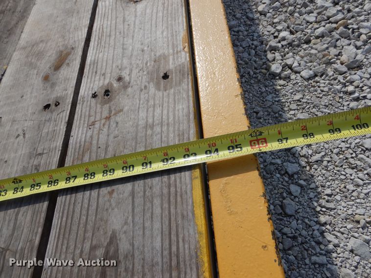 image for item KA9469 1999 Eager Beaver  equipment trailer