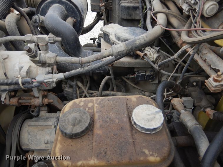 image for item KA9470 1993 Ford F700  flatbed truck