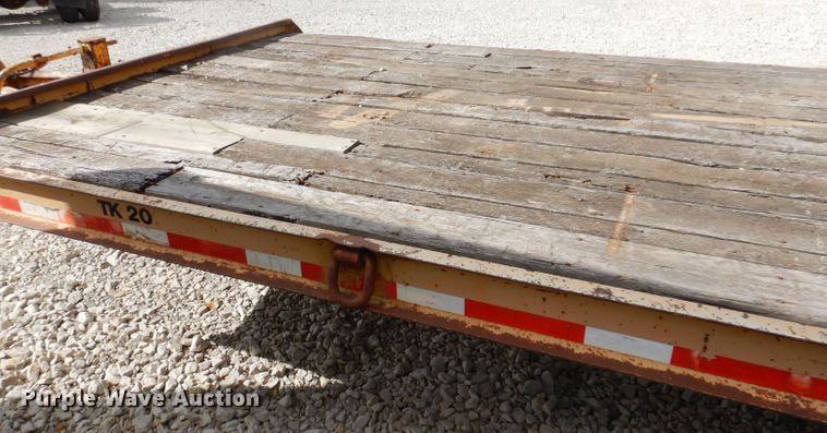image for item KA9472 1999 Trail King TK20-2500  equipment trailer