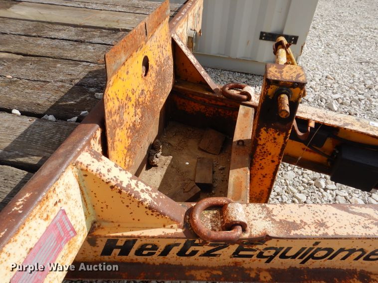 image for item KA9472 1999 Trail King TK20-2500  equipment trailer