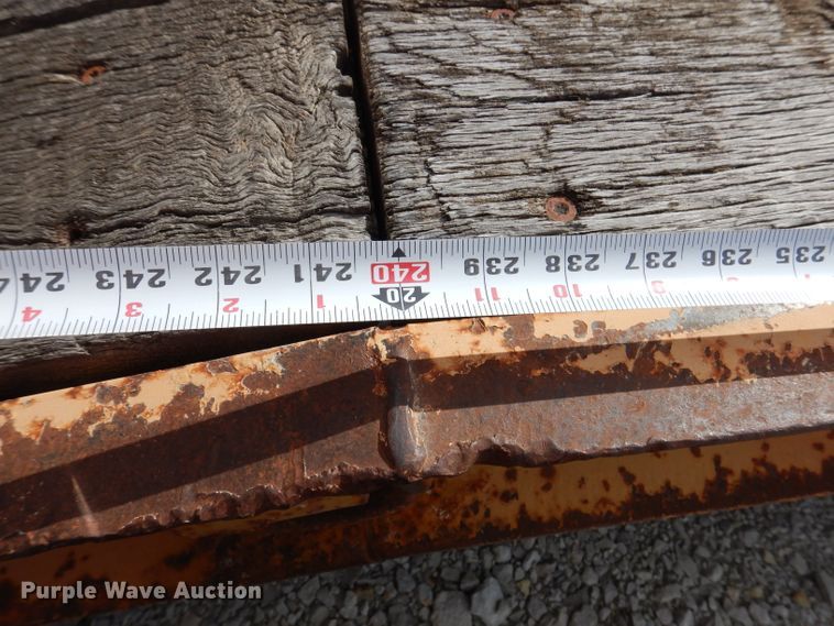 image for item KA9472 1999 Trail King TK20-2500  equipment trailer