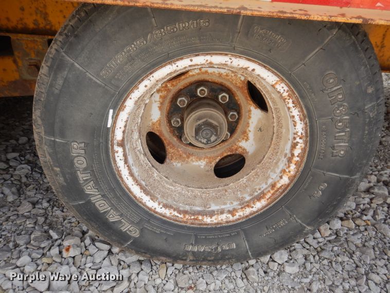 image for item KA9472 1999 Trail King TK20-2500  equipment trailer