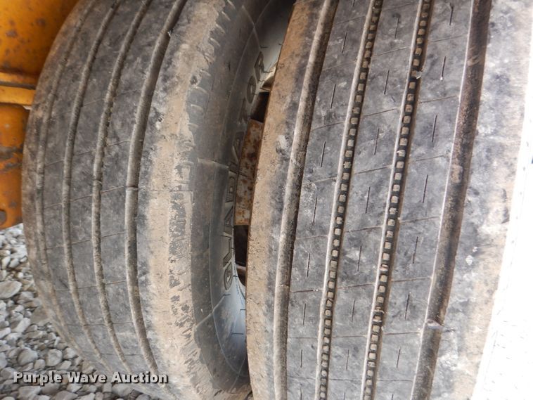 image for item KA9472 1999 Trail King TK20-2500  equipment trailer