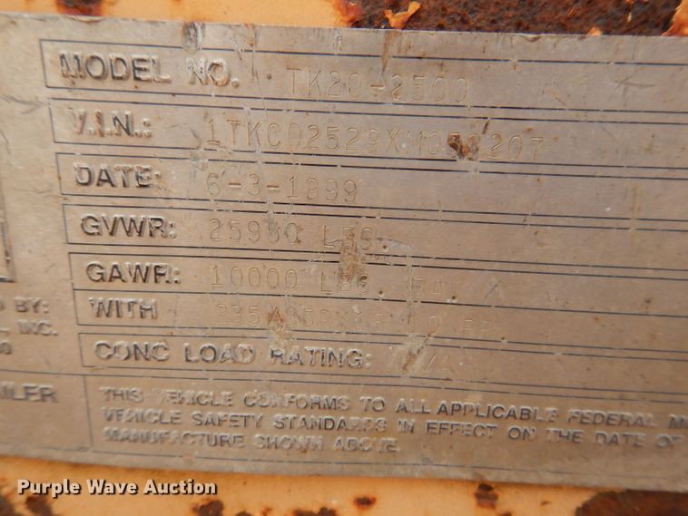 image for item KA9472 1999 Trail King TK20-2500  equipment trailer