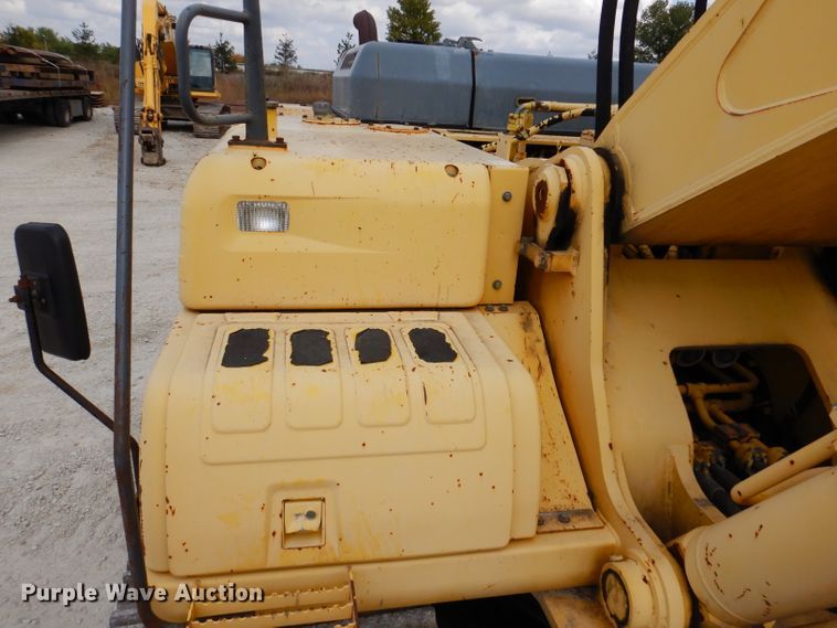 image for item KA9473 2001 Kobelco SK480LC  excavator