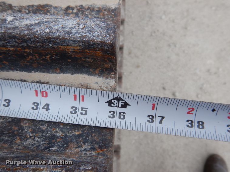 image for item KA9473 2001 Kobelco SK480LC  excavator