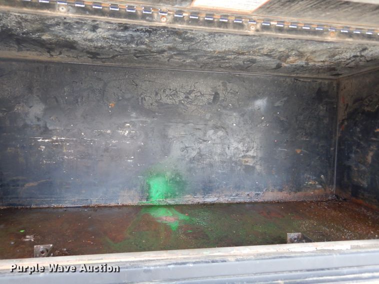 image for item KA9475 1998 International 4700  flatbed truck