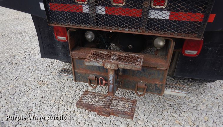 image for item KA9475 1998 International 4700  flatbed truck