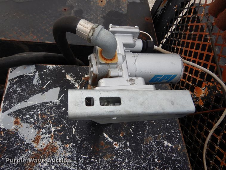 image for item KA9475 1998 International 4700  flatbed truck