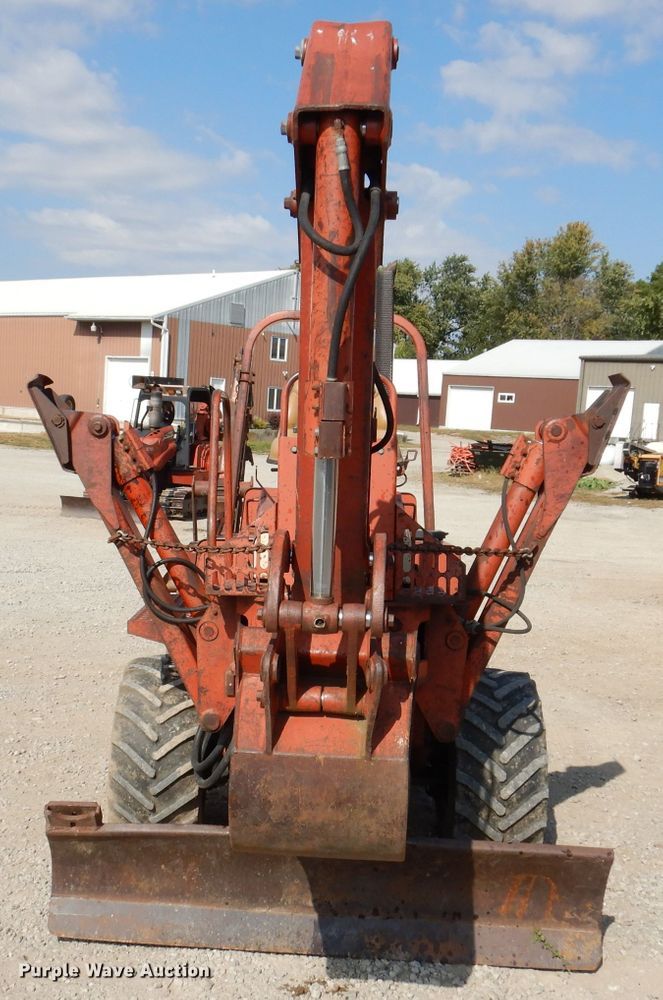 image for item KA9495 1988 Ditch Witch 5110  trencher