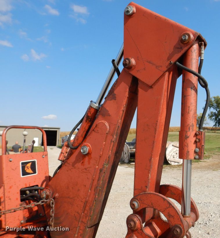 image for item KA9495 1988 Ditch Witch 5110  trencher