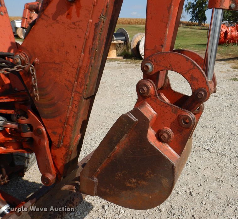 image for item KA9495 1988 Ditch Witch 5110  trencher