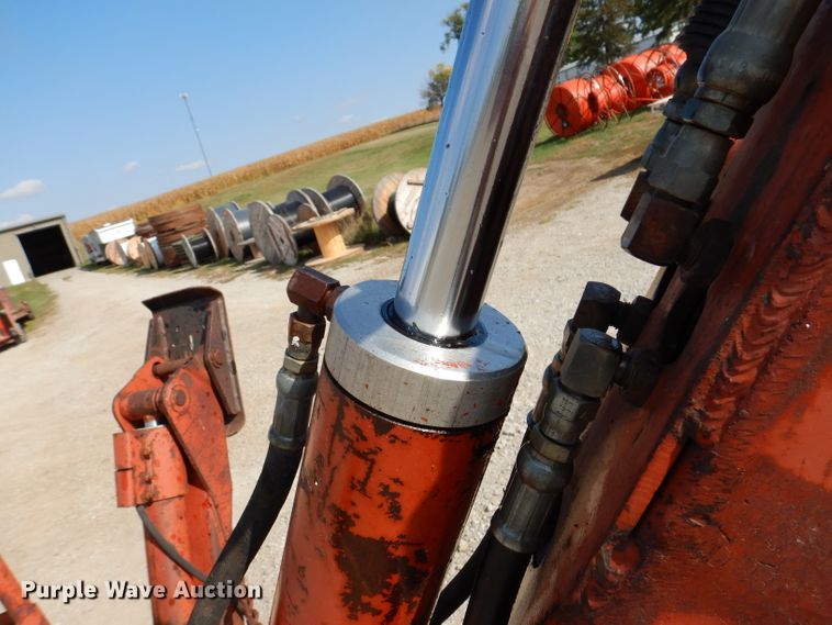 image for item KA9495 1988 Ditch Witch 5110  trencher