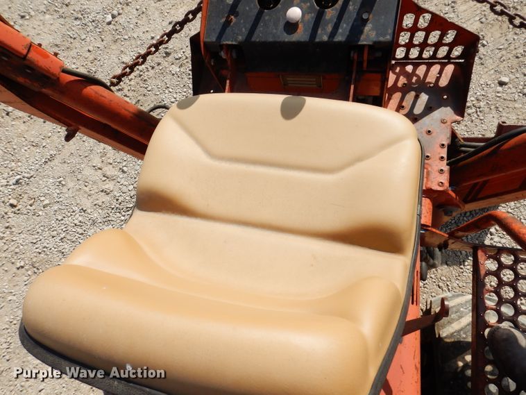 image for item KA9495 1988 Ditch Witch 5110  trencher