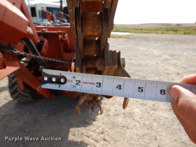 image for item KA9495 1988 Ditch Witch 5110  trencher