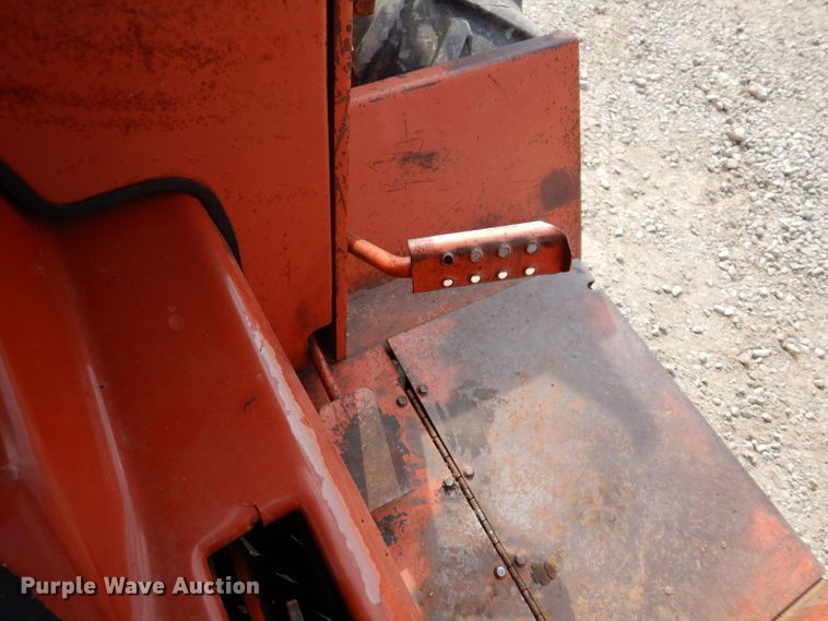 image for item KA9495 1988 Ditch Witch 5110  trencher