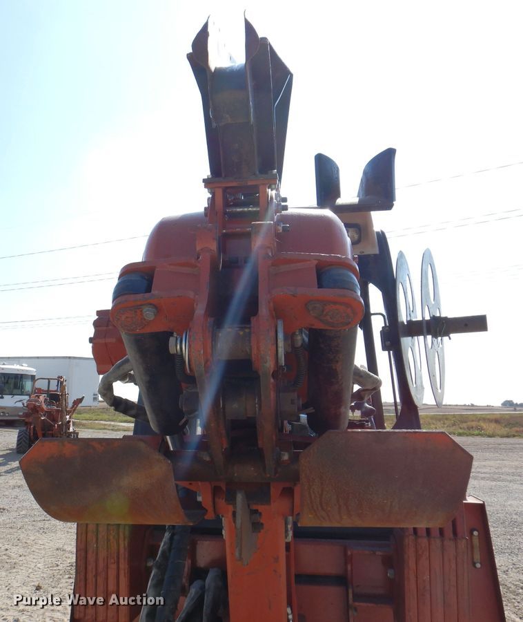 image for item KA9496 2004 Ditch Witch HT115  cable plow