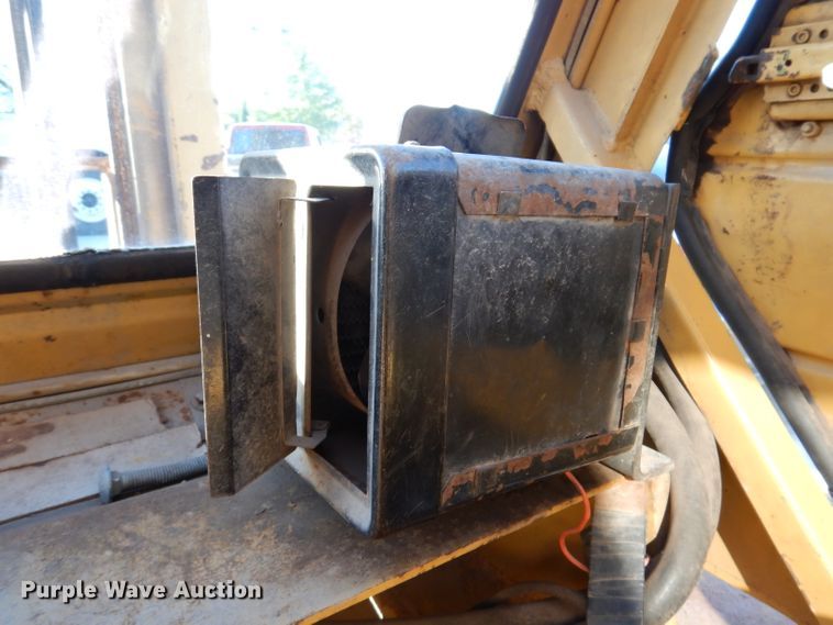 image for item KA9591 Caterpillar V80E  forklift