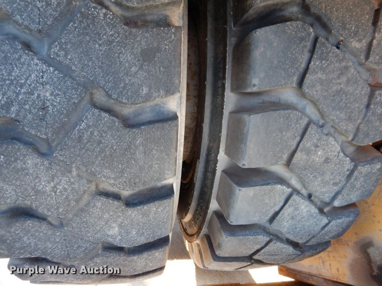 image for item KA9591 Caterpillar V80E  forklift